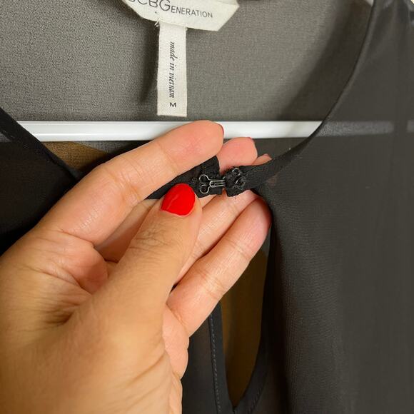 BCBGeneration Black Mesh Layered Mini Dress Pleated Womens M Witchy Whimsygoth - Picture 4 of 6